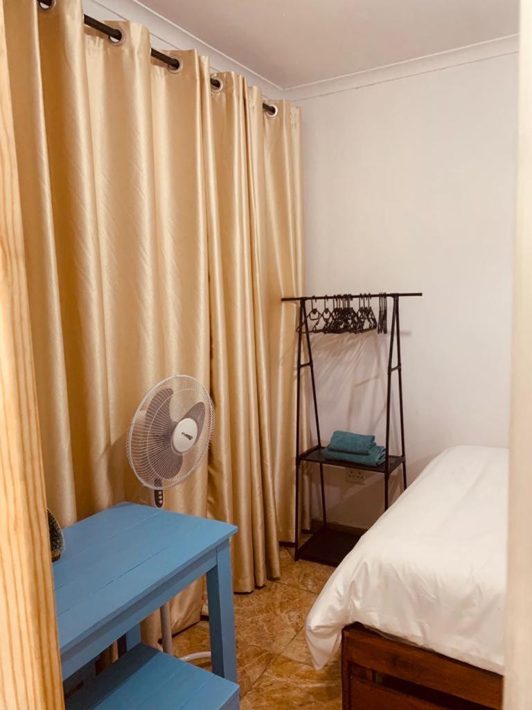 켐턴파크 Afrikawisa At O.R. Tambo International Airport B&B 외부 사진